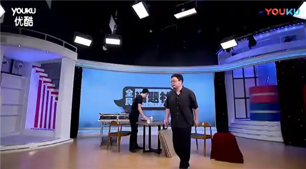 王自如回忆11年前与罗永浩直播对决：善意未果，握手遭拒的遗憾瞬间