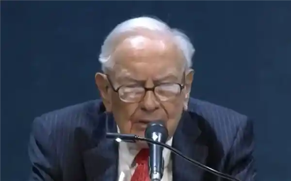 AI伪造巴菲特视频引热议，公司紧急辟谣：非本人发声