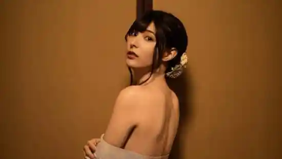 《东京街头上演黑帮恋曲，《天命重启》影游引爆新热潮》