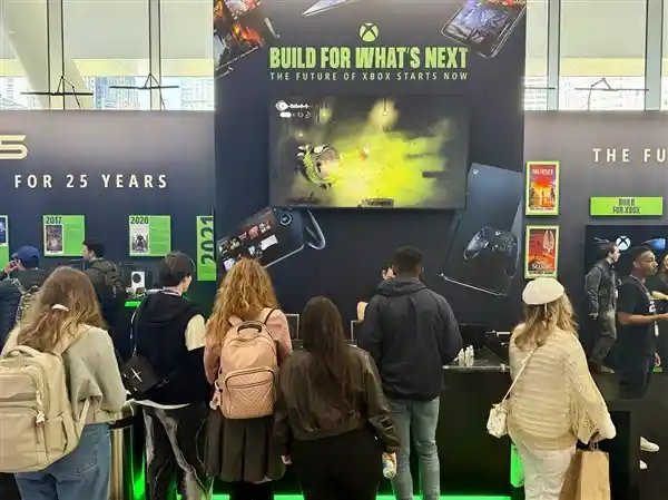 AI入侵游戏：虚拟世界迎来新玩家